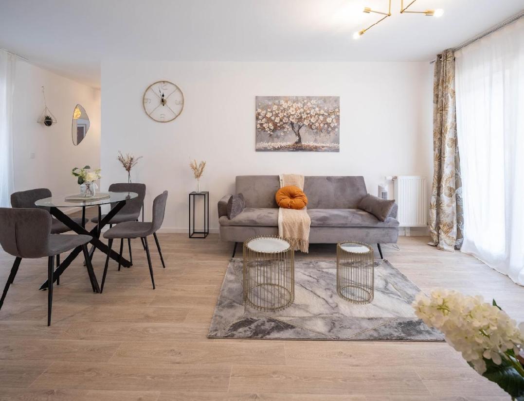 Apartament Sejour Unique A Pierrefitte Zewnętrze zdjęcie